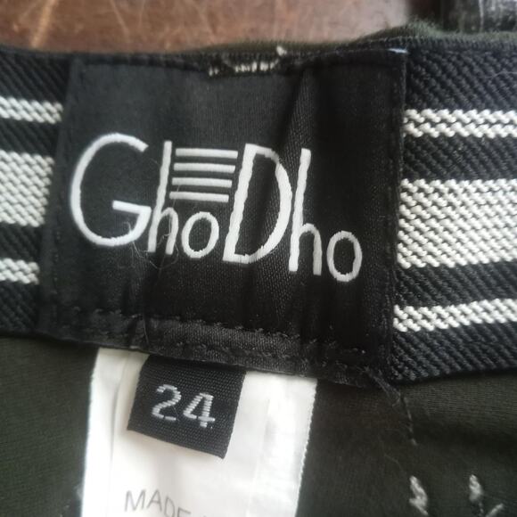 GHO DHO Riding Breeches SZ 24 Green Crocodile Print Re-Inforced Leg Equestrian - Picture 13 of 14